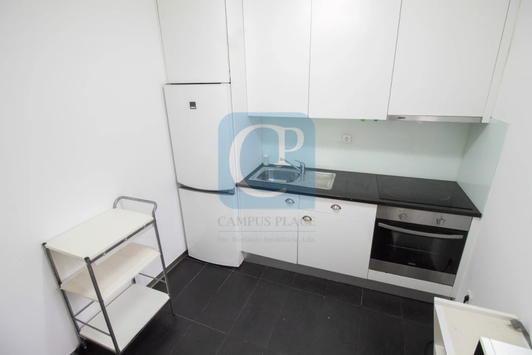 Apartamento T2 para Arrendamento em São Mamede de Infesta e Senhora da Hora Foto 11
