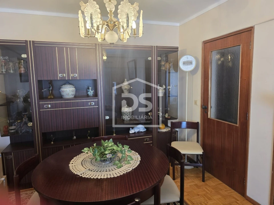 Apartamento T3 para Venda em Viseu Foto 13
