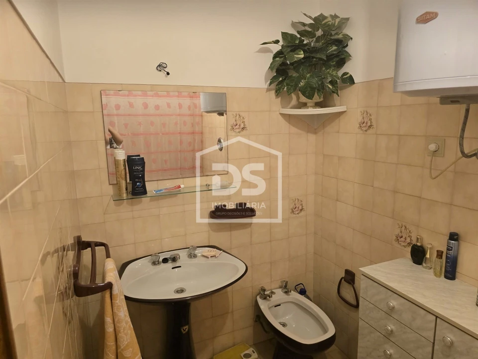 Apartamento T3 para Venda em Viseu Foto 20