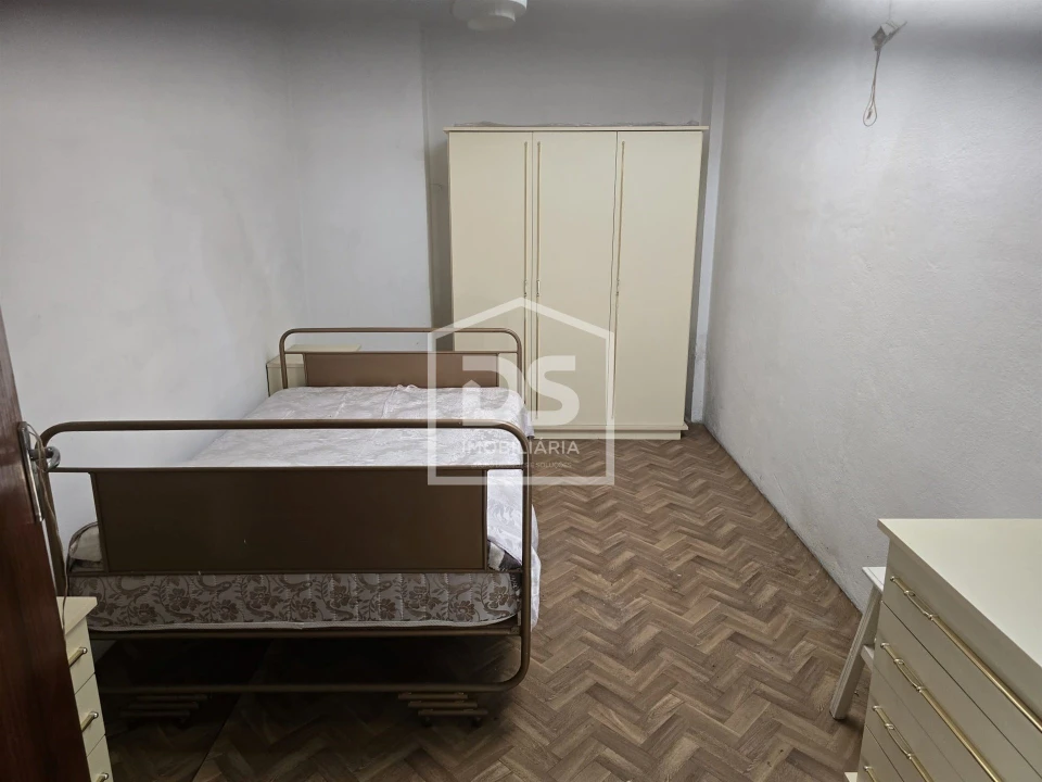 Apartamento T3 para Venda em Viseu Foto 3