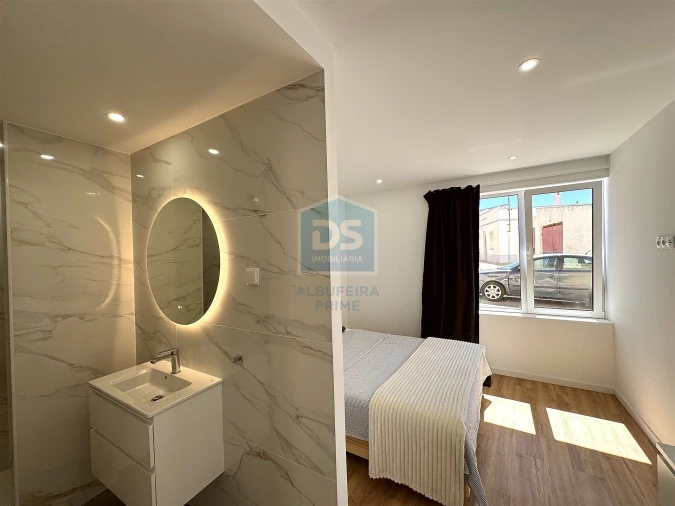 Apartamento T3 para Venda em Quarteira Foto 14