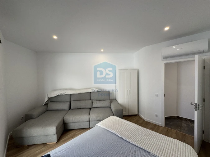 Apartamento T3 para Venda em Quarteira Foto 27