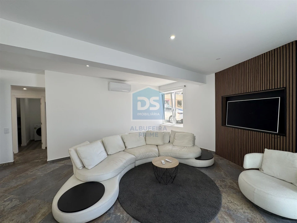 Apartamento T3 para Venda em Quarteira Foto 8