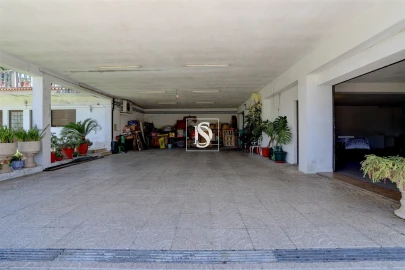 Moradia T4 para Venda em Gondifelos, Cavalões e Outiz