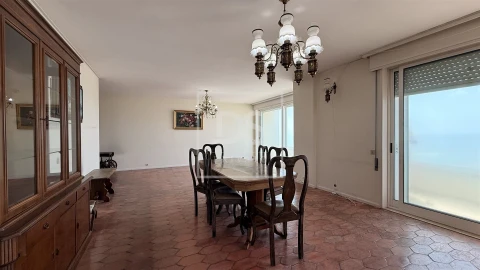 Apartamento T6 para Venda em Póvoa de Varzim, Beiriz e Argivai