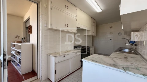 Apartamento T6 para Venda em Póvoa de Varzim, Beiriz e Argivai
