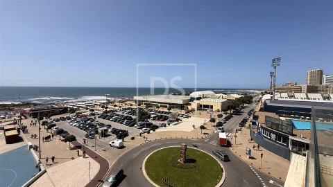 Apartamento T6 para Venda em Póvoa de Varzim, Beiriz e Argivai