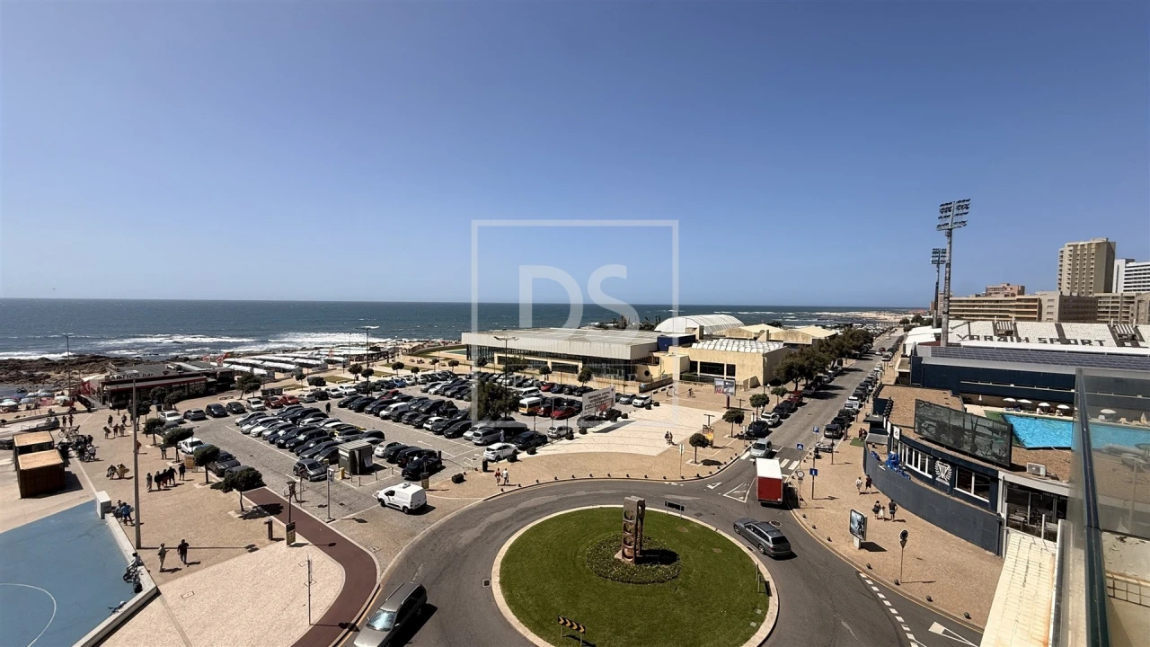 Apartamento T6 para Venda em Póvoa de Varzim, Beiriz e Argivai Foto 1