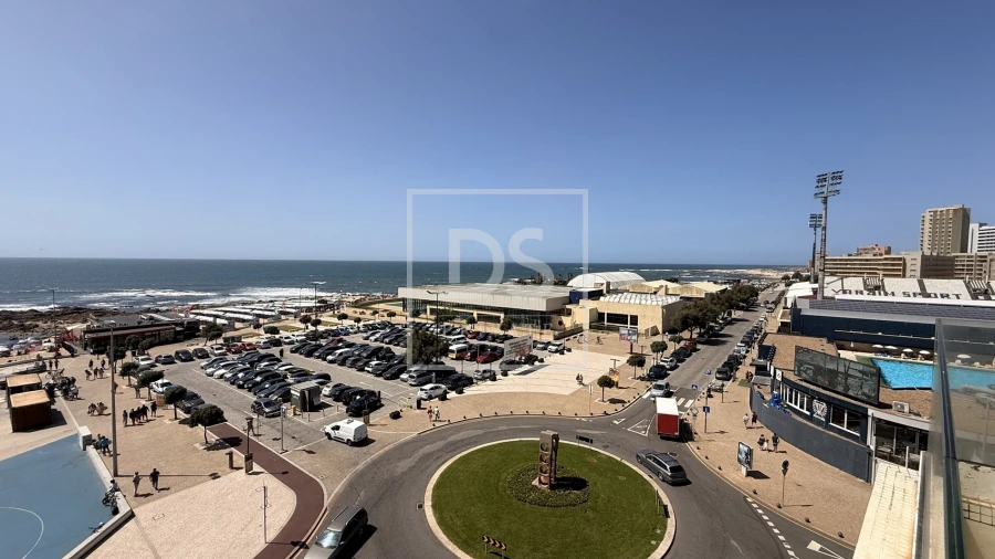 Apartamento T6 para Venda em Póvoa de Varzim, Beiriz e Argivai