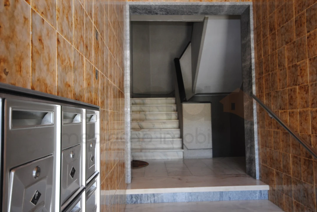 Apartamento T2 para Venda em Algés, Linda-A-Velha e Cruz Quebrada-Dafundo Foto 29