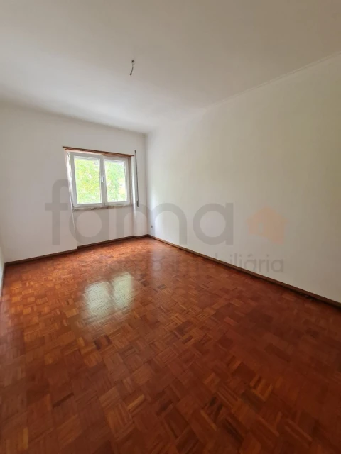 Apartamento T2 para Venda em Algés, Linda-A-Velha e Cruz Quebrada-Dafundo