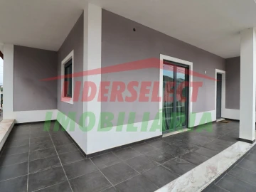 Moradia T3 para Venda em São Pedro da Cadeira