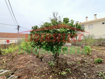 Moradia T3 para Venda em São Pedro da Cadeira