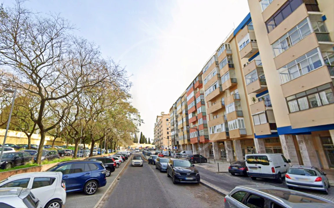 Apartamento T3 para Venda em Benfica Foto 1