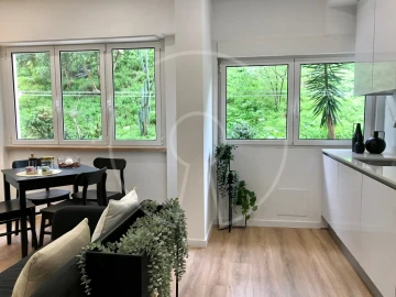 Apartamento T3 para Venda em Benfica