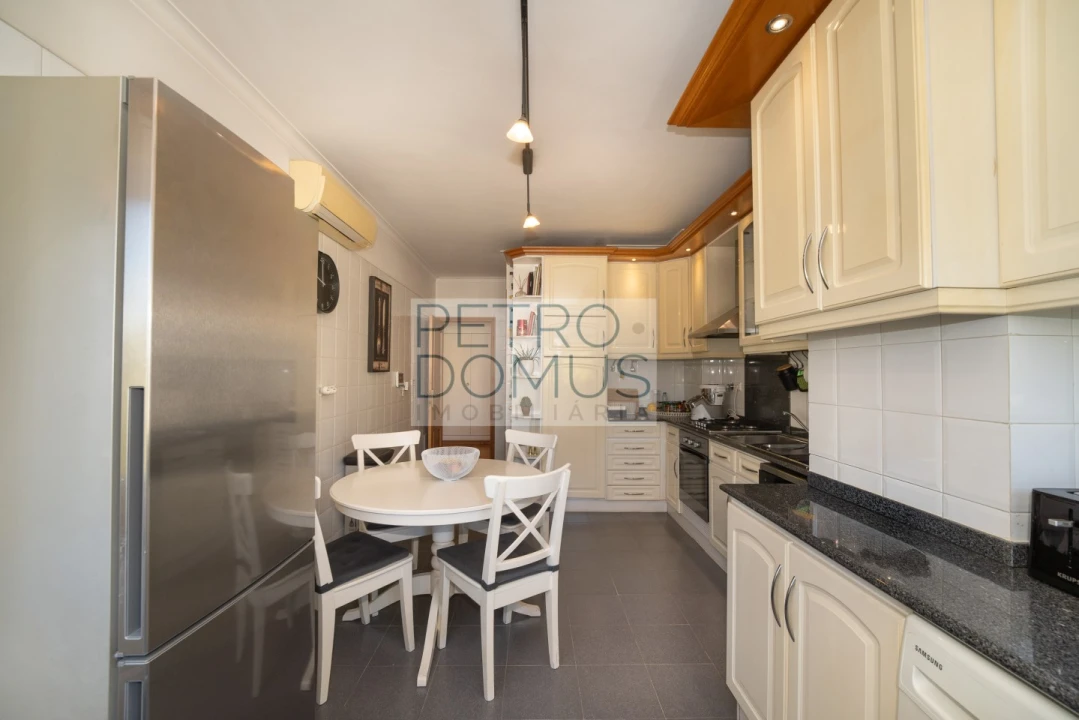 Apartamento T3 para Venda em Lumiar Foto 10