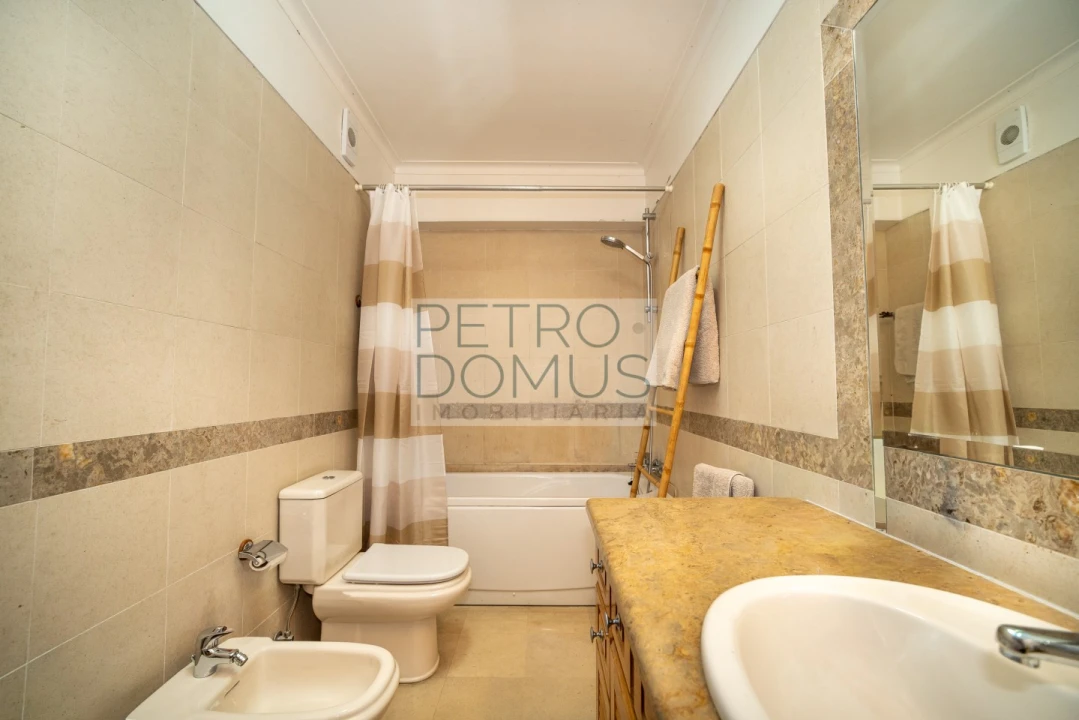Apartamento T3 para Venda em Lumiar Foto 14