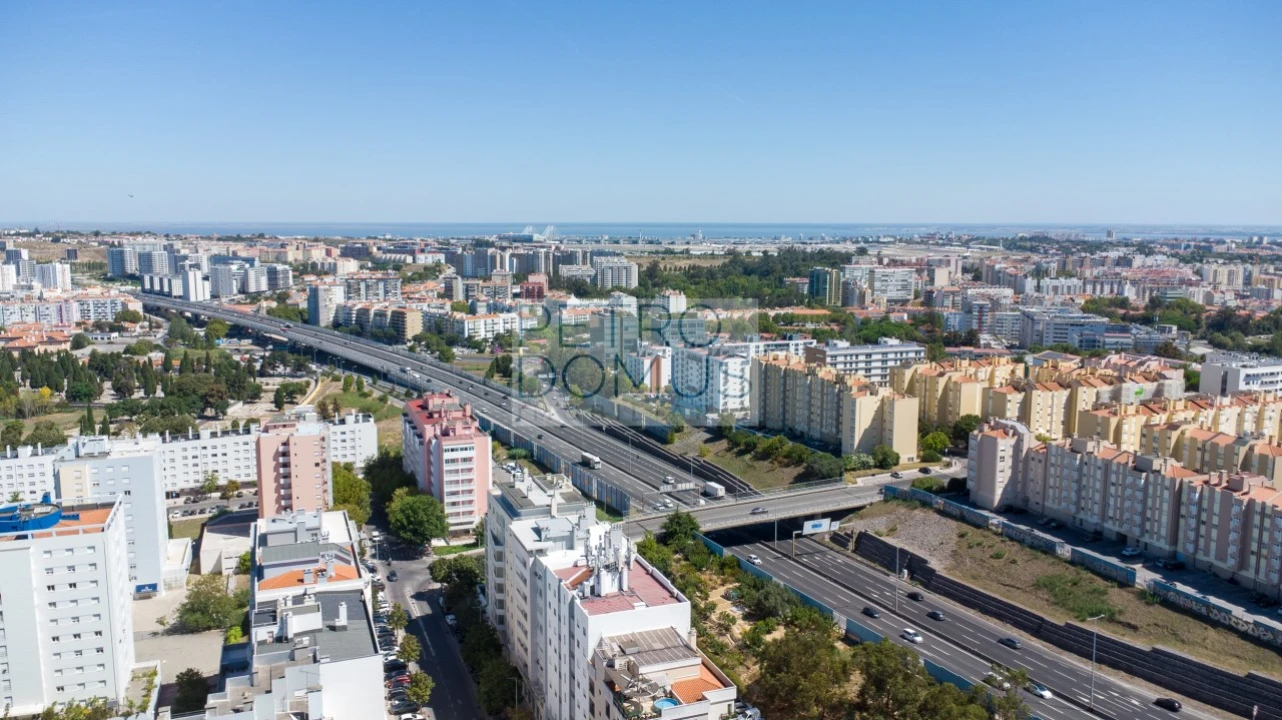 Apartamento T3 para Venda em Lumiar Foto 29