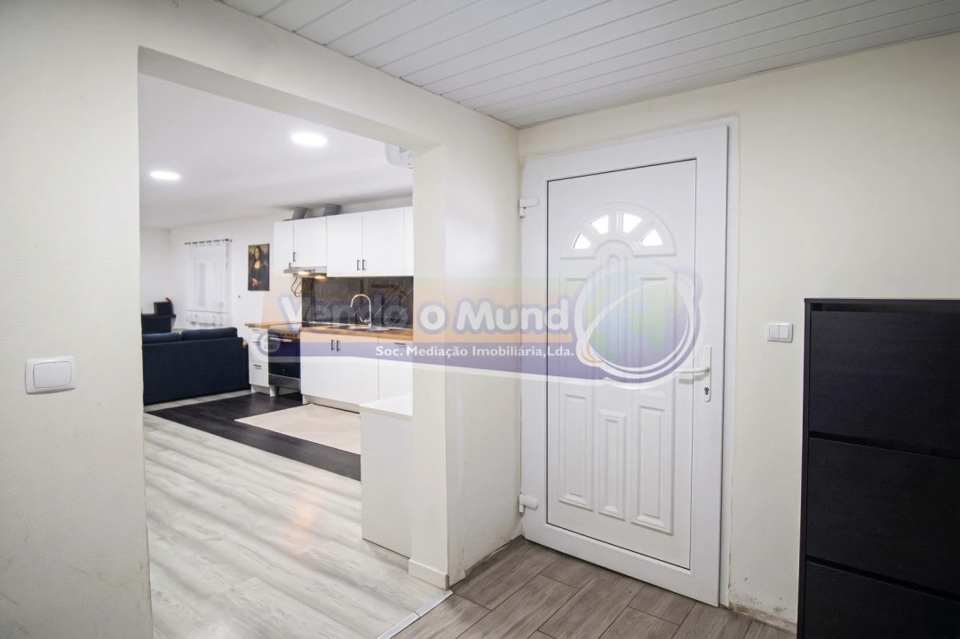 Moradia T3 para Venda em Samora Correia Foto 3