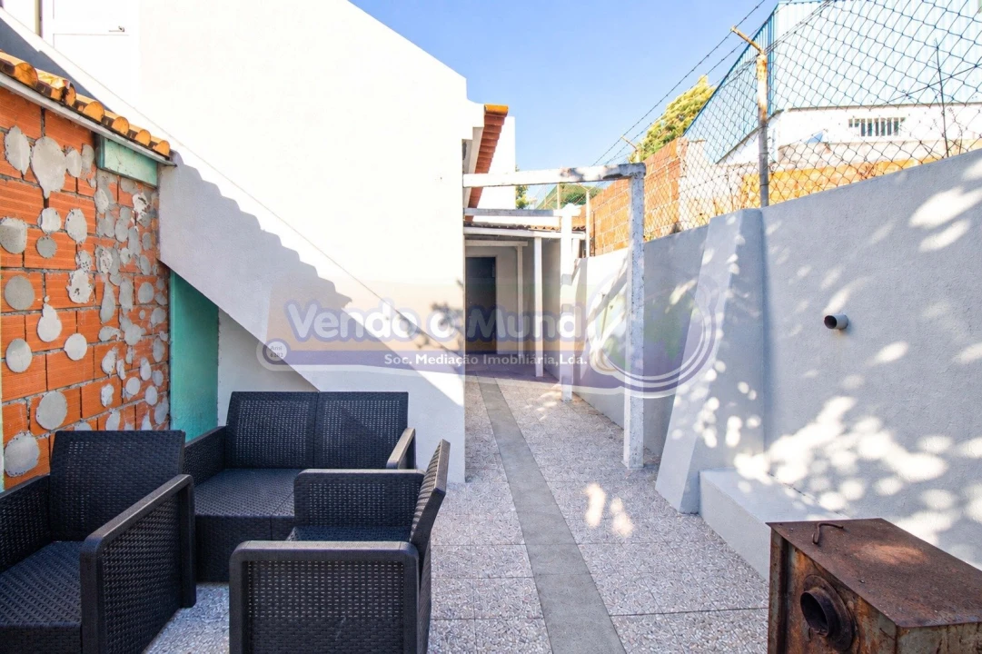 Moradia T3 para Venda em Samora Correia Foto 14
