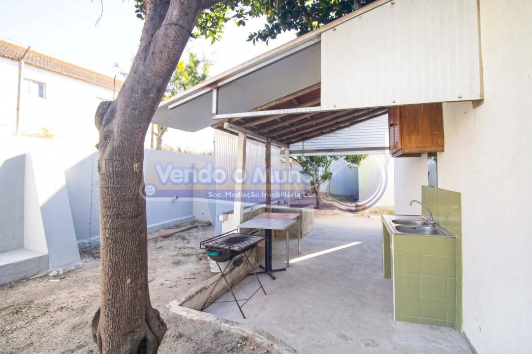 Moradia T3 para Venda em Samora Correia Foto 16