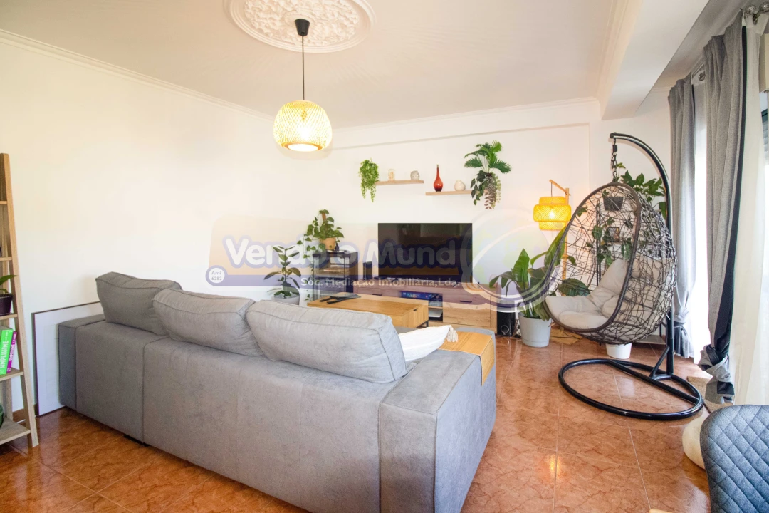 Apartamento T3 para Venda em Benavente Foto 3