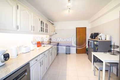 Apartamento T3 para Venda em Benavente