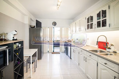 Apartamento T3 para Venda em Benavente