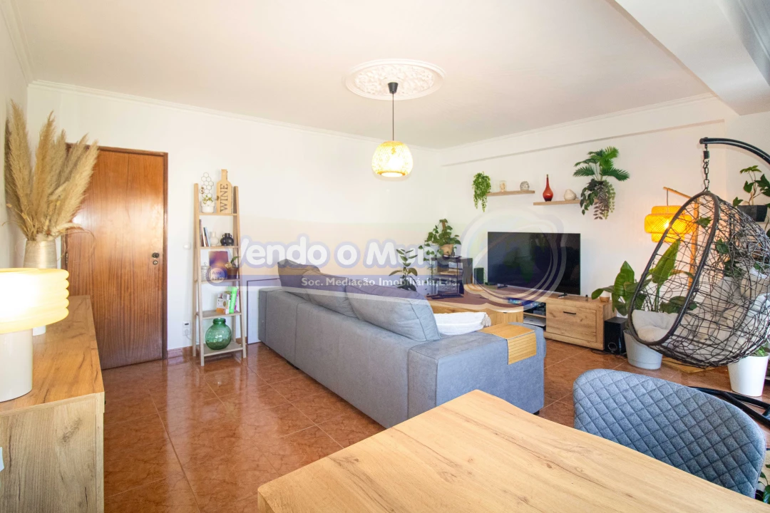 Apartamento T3 para Venda em Benavente Foto 4