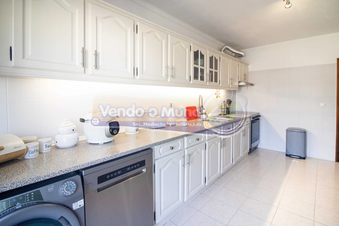 Apartamento T3 para Venda em Benavente Foto 15