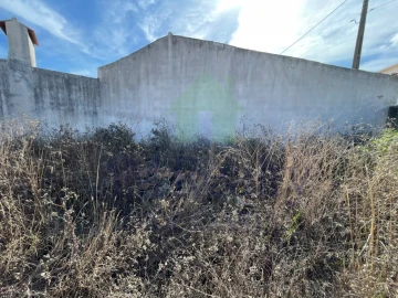 Moradia para Venda em São Bartolomeu dos Galegos e Moledo