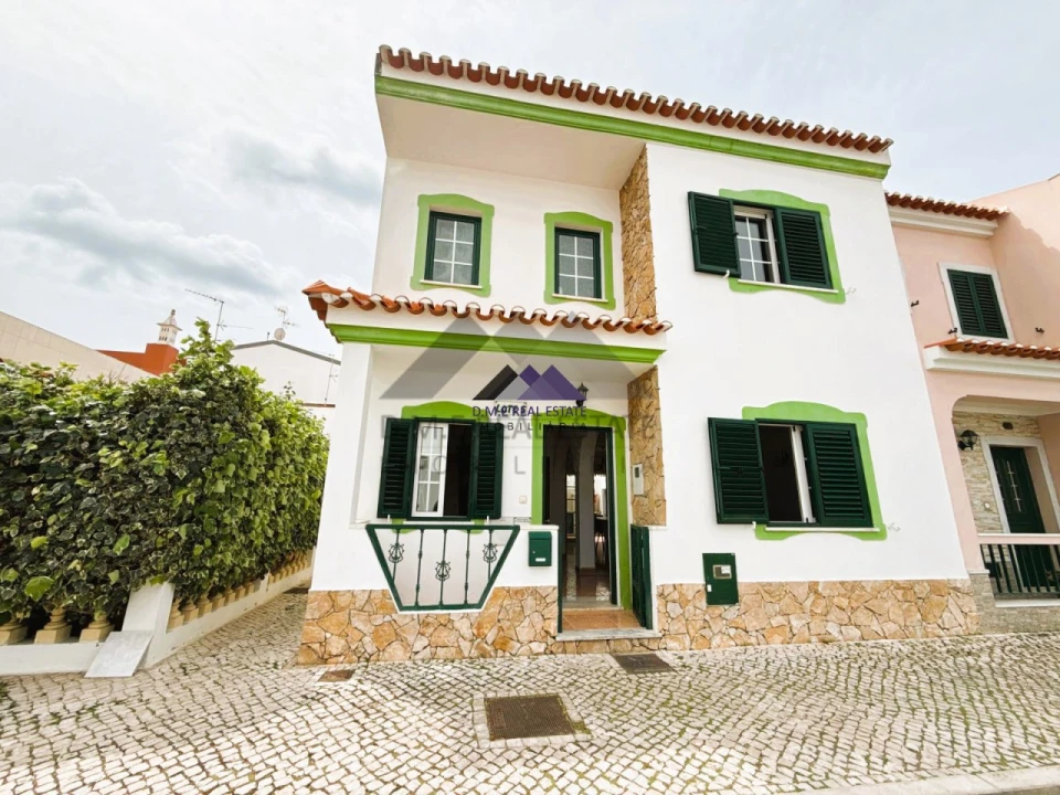 Moradia T3 para Venda em Monte Gordo Foto 1