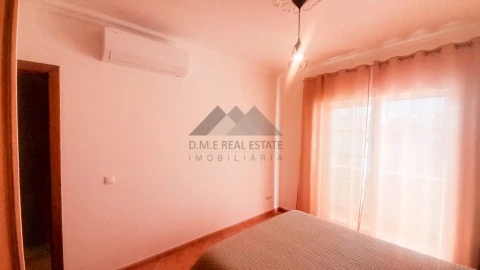 Moradia T3 para Venda em Monte Gordo