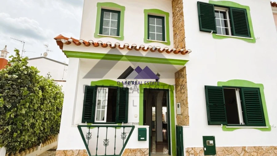 Moradia T3 para Venda em Monte Gordo