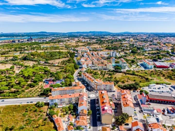 Apartamento T3 para Venda em Seixal, Arrentela e Aldeia de Paio Pires