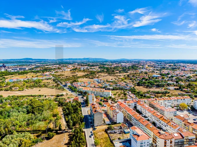 Apartamento T3 para Venda em Seixal, Arrentela e Aldeia de Paio Pires Foto 45