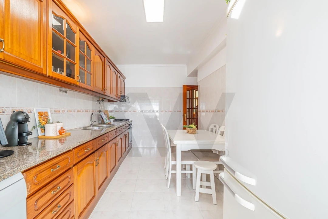 Apartamento T3 para Venda em Seixal, Arrentela e Aldeia de Paio Pires Foto 17