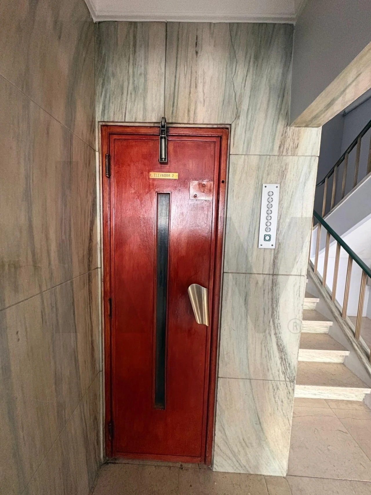 Apartamento T1 para Arrendamento em Santo António Foto 15
