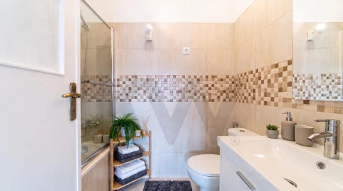 Apartamento T1 para Arrendamento em Santo António