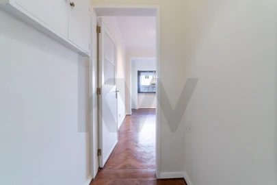 Apartamento T1 para Arrendamento em Santo António