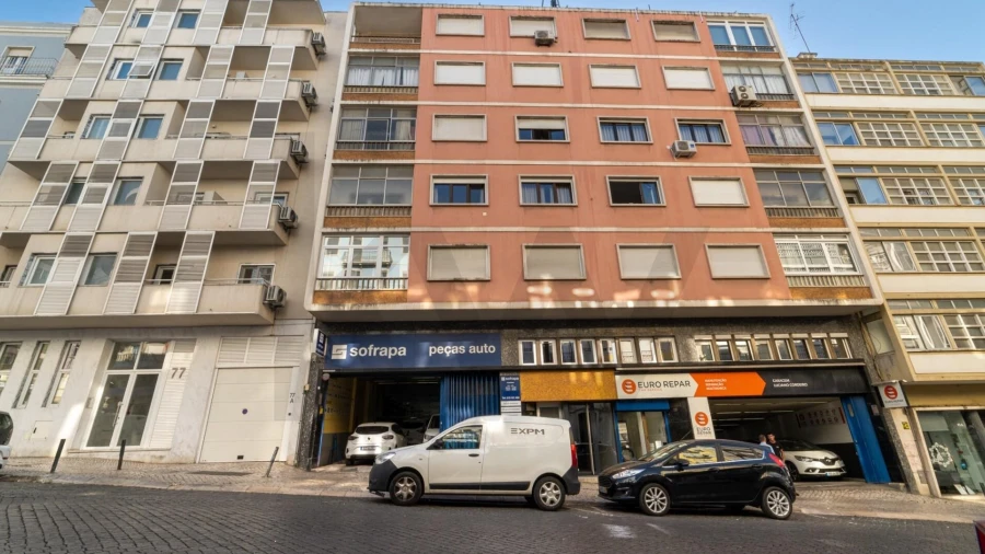 Apartamento T1 para Arrendamento em Santo António