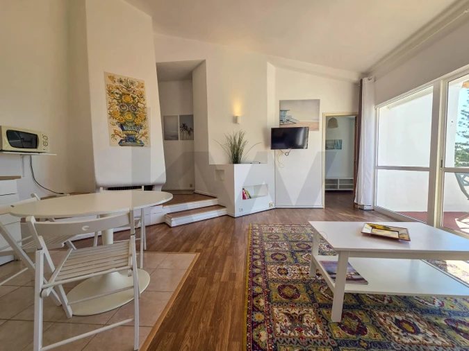Apartamento T1 para Venda em Porches Foto 9