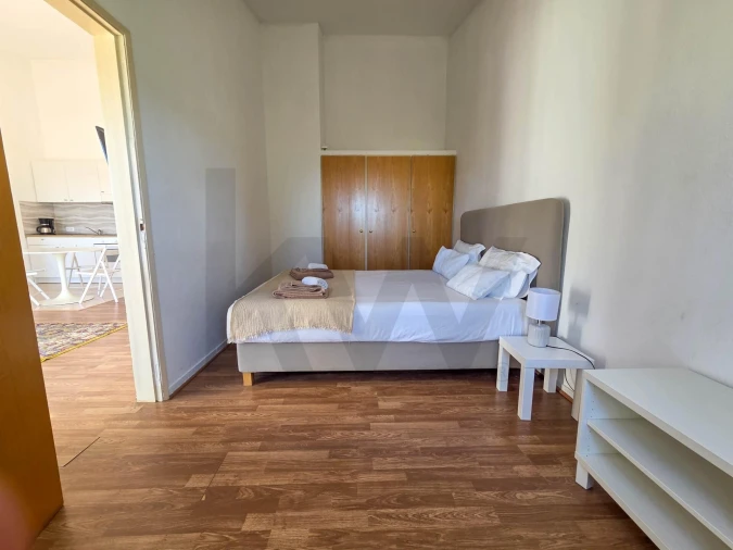 Apartamento T1 para Venda em Porches Foto 13