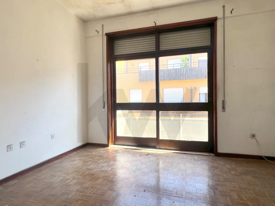 Apartamento T3 para Venda em Campanhã Foto 10