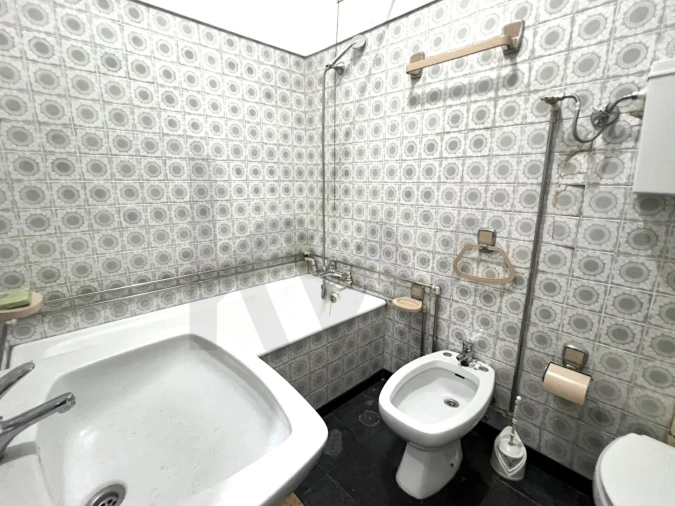 Apartamento T3 para Venda em Campanhã Foto 9