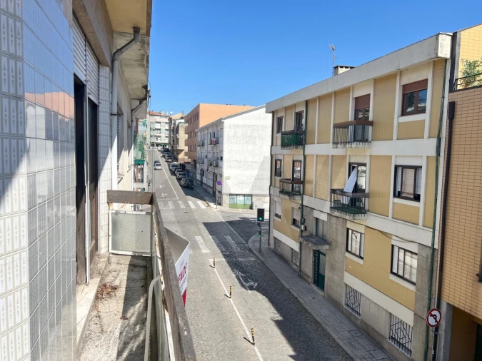 Apartamento T3 para Venda em Campanhã Foto 11