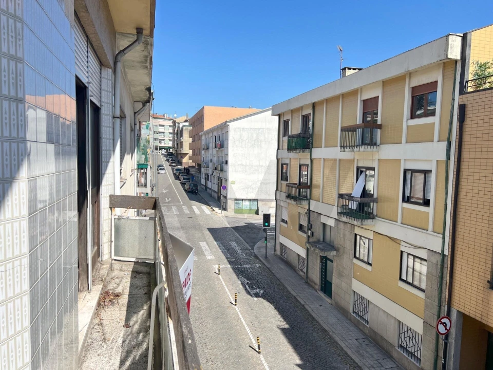 Apartamento T3 para Venda em Campanhã Foto 11