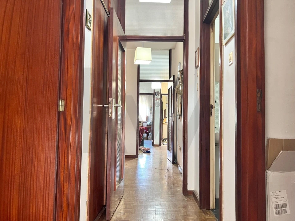 Apartamento T3 para Venda em Campanhã Foto 4