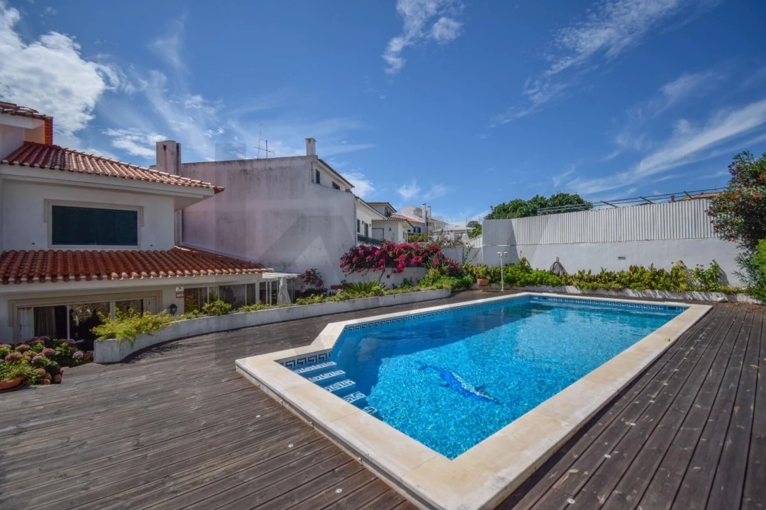 Moradia T6 para Venda em Carcavelos e Parede Foto 42