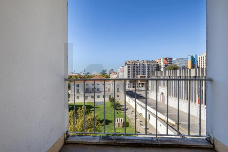 Apartamento T1 para Arrendamento em Avenidas Novas Foto 15